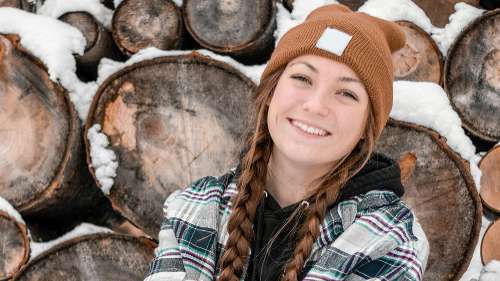woman headed to her dental visit to use her dental benefits in northern idaho
